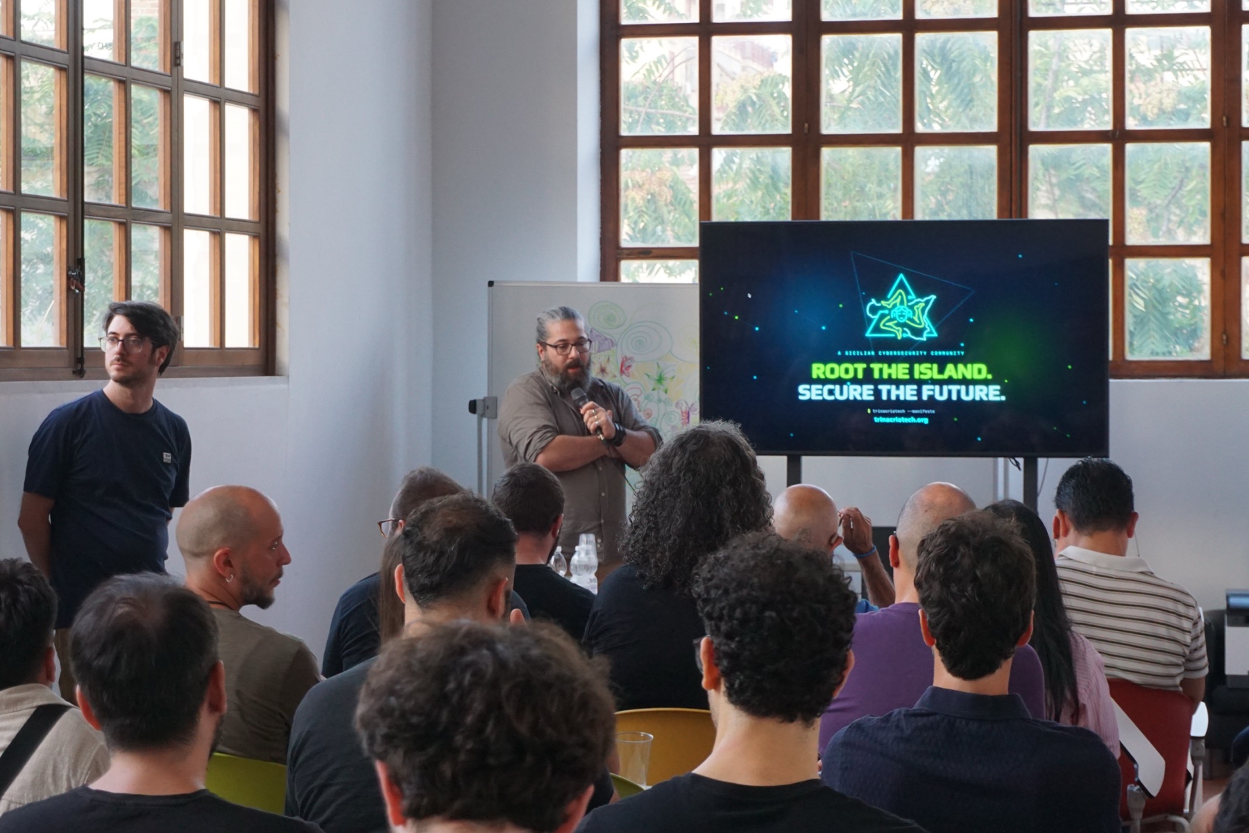 Intervento dal palco durante il Meetup #1